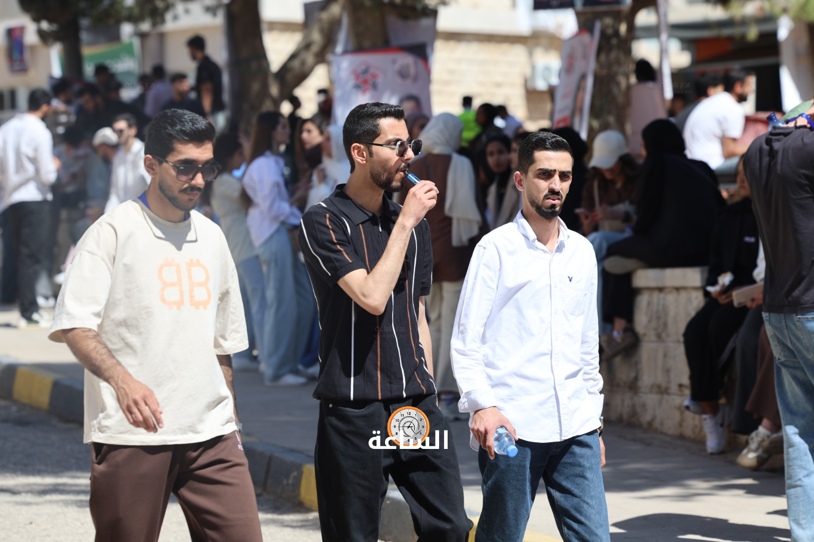 Madar Al-Saa Images 0.9631489913264865