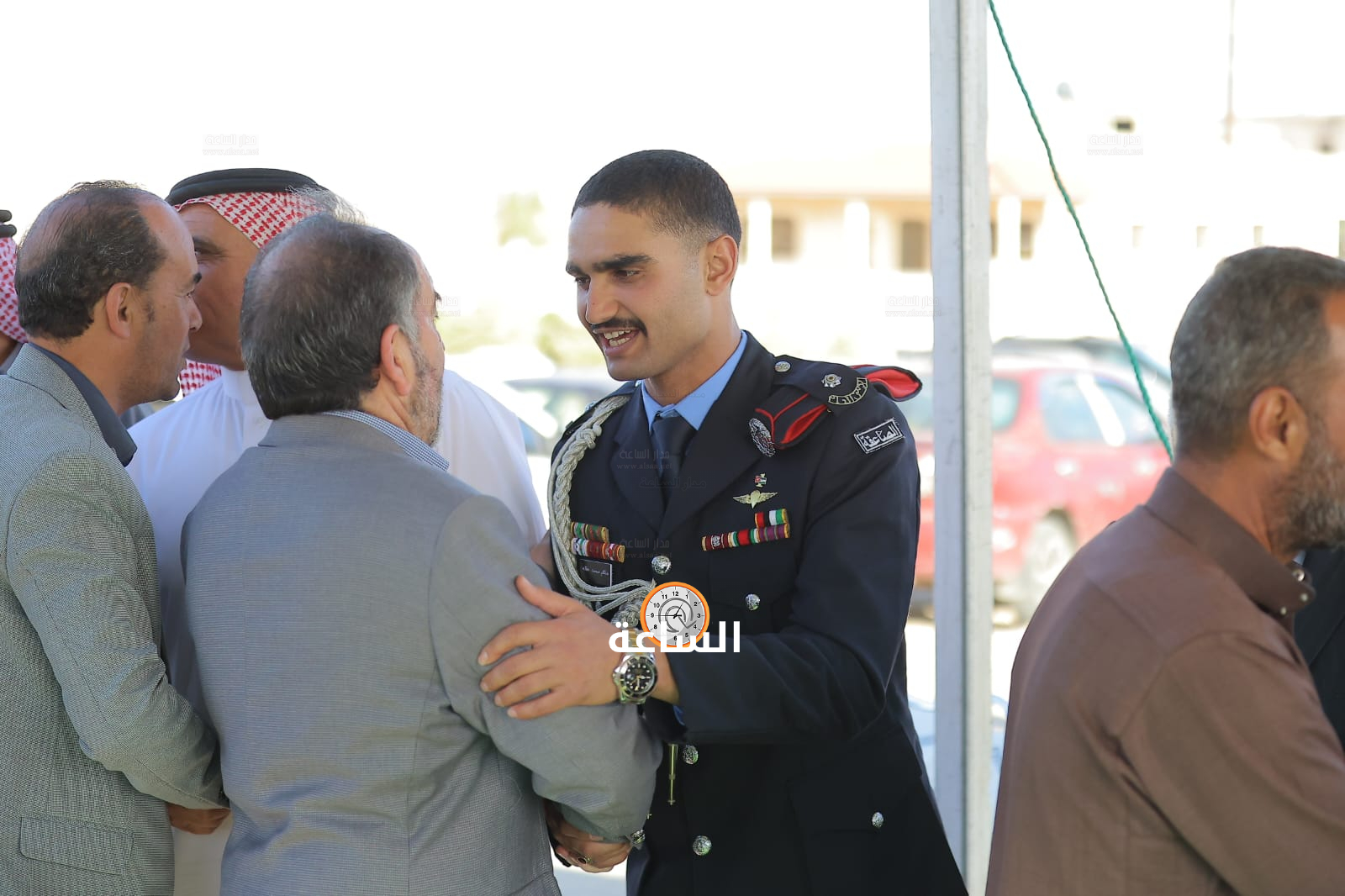 Madar Al-Saa Images 0.4755760518822659