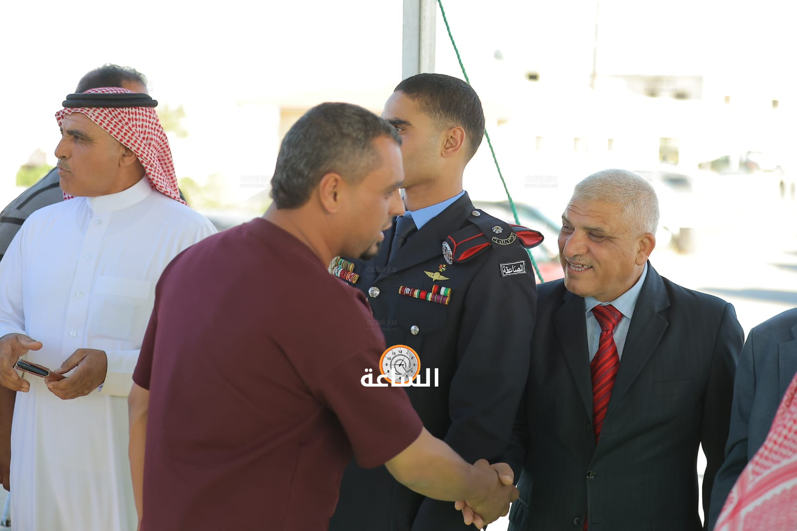 Madar Al-Saa Images 0.6315688589173462