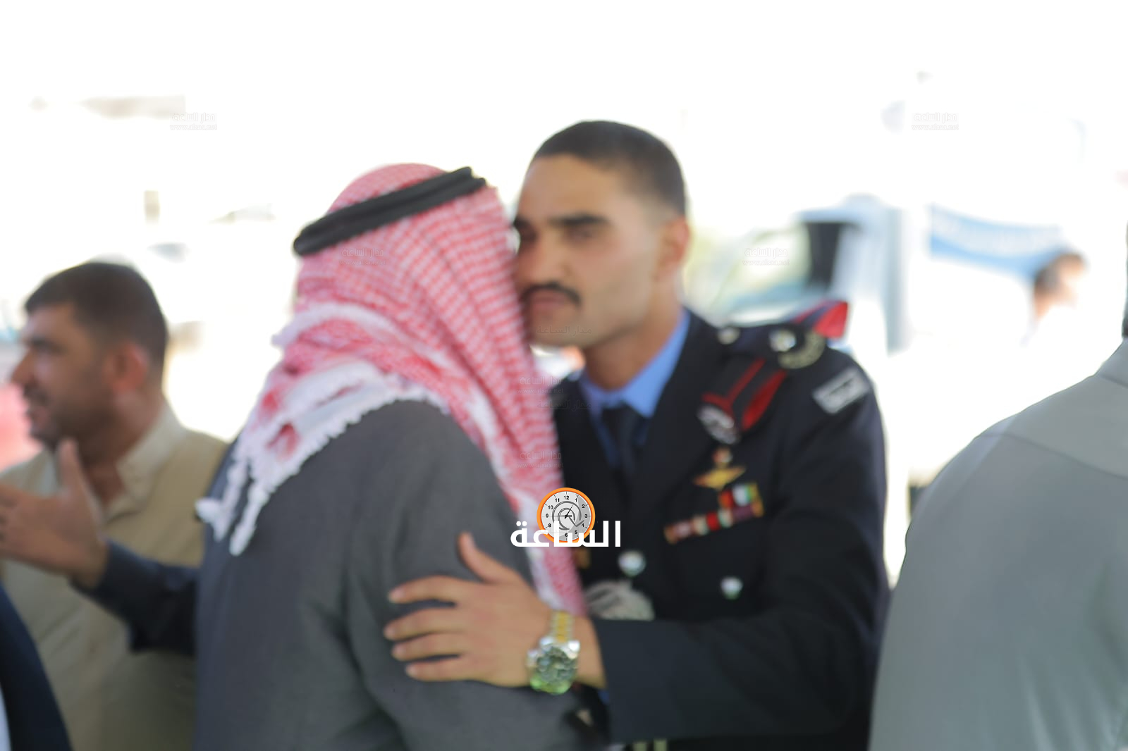 Madar Al-Saa Images 0.3970389860078367
