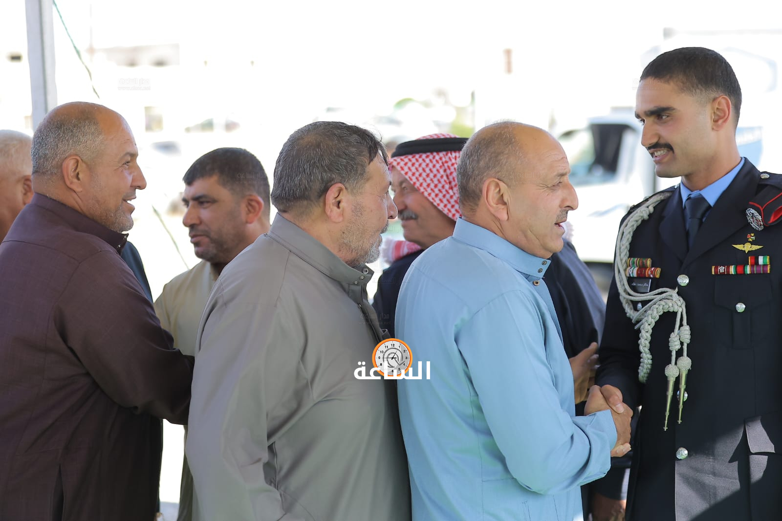 Madar Al-Saa Images 0.875995345362531