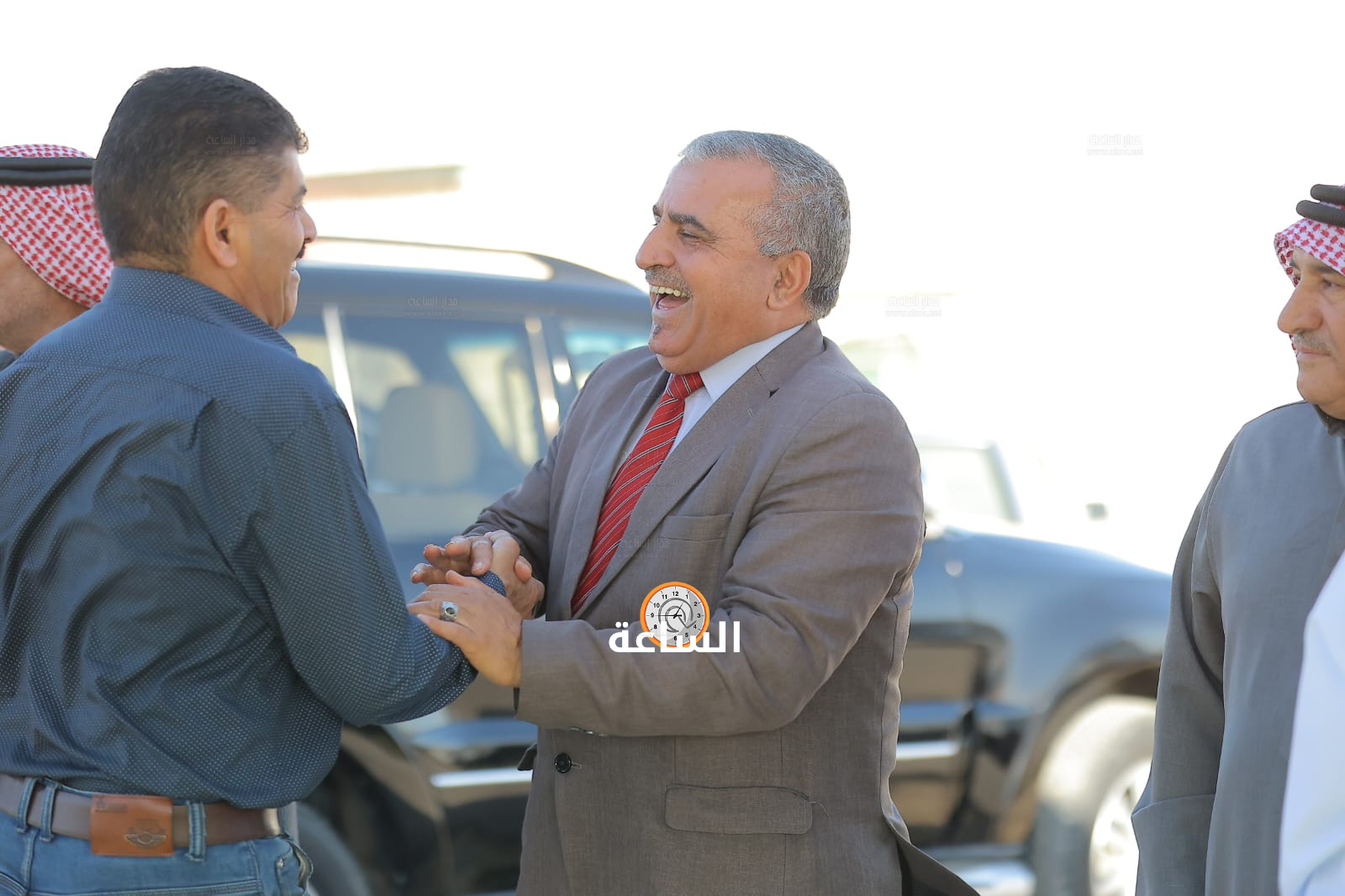 Madar Al-Saa Images 0.9894115037560103