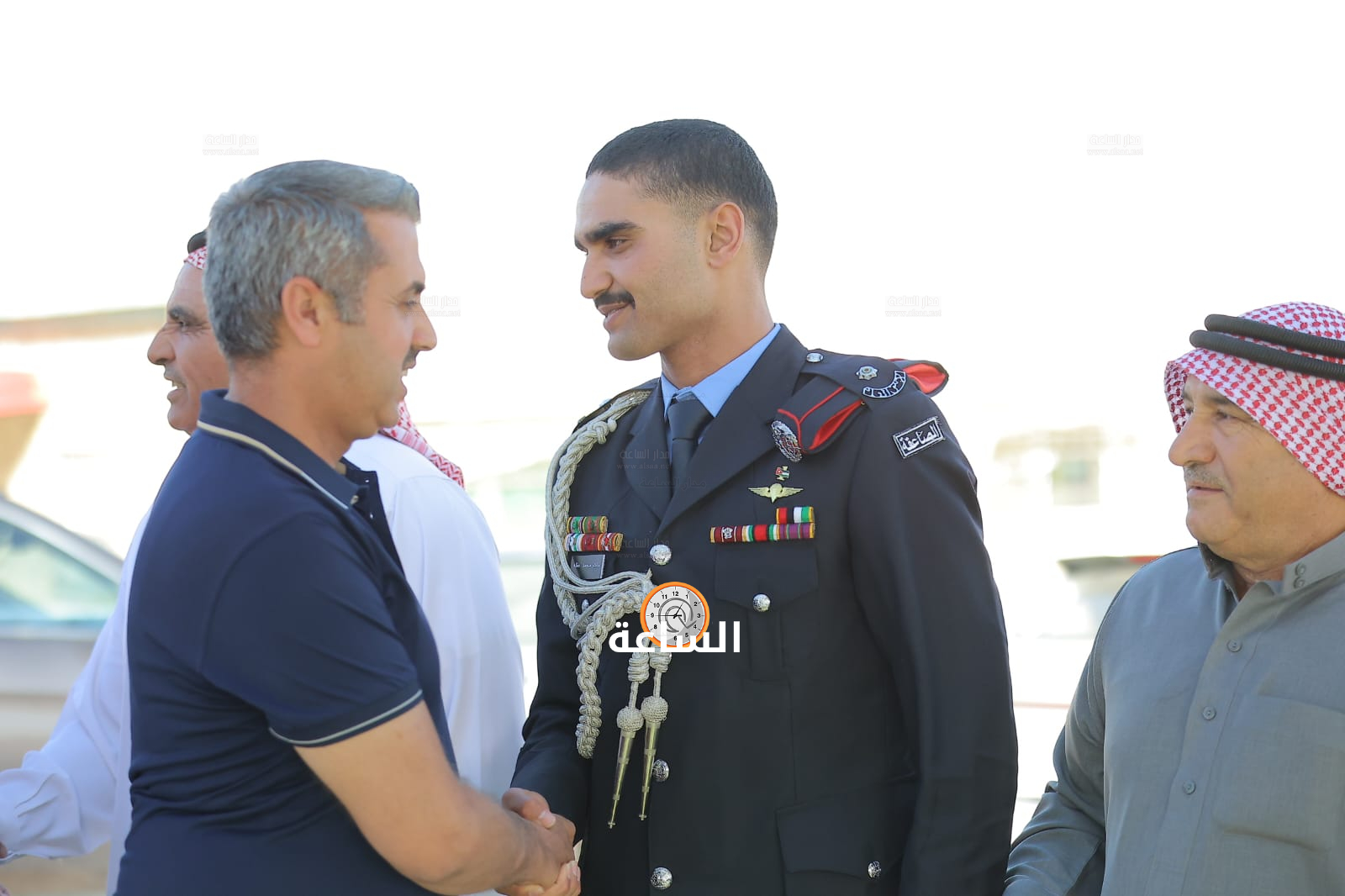 Madar Al-Saa Images 0.029168325171159082