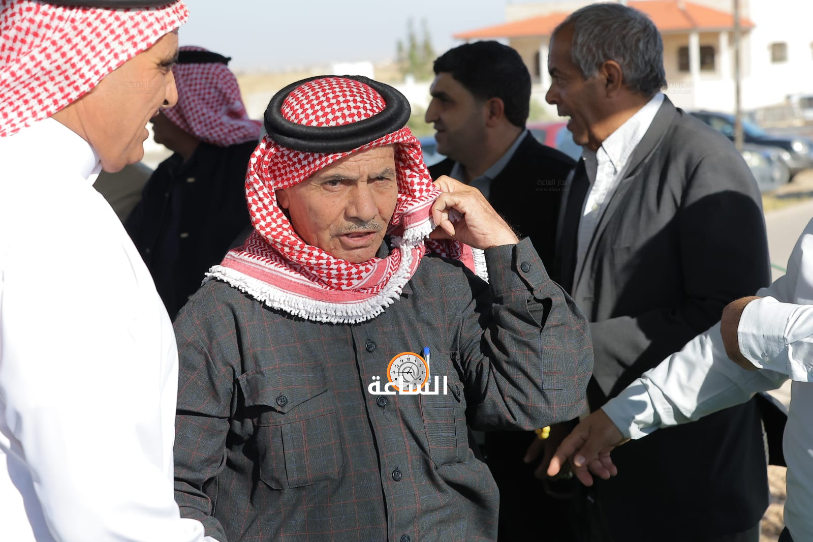 Madar Al-Saa Images 0.8918322611968466