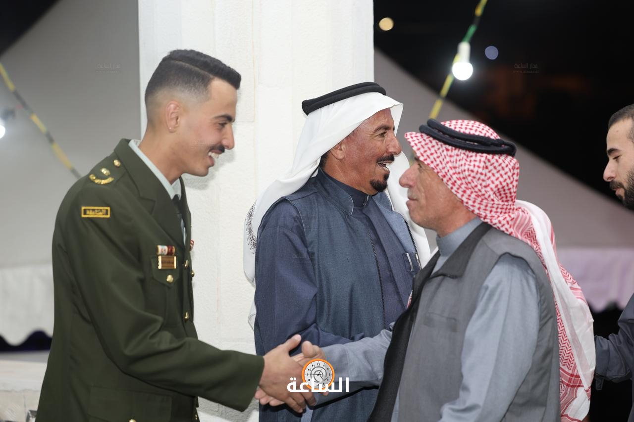Madar Al-Saa Images 0.3516558218480732