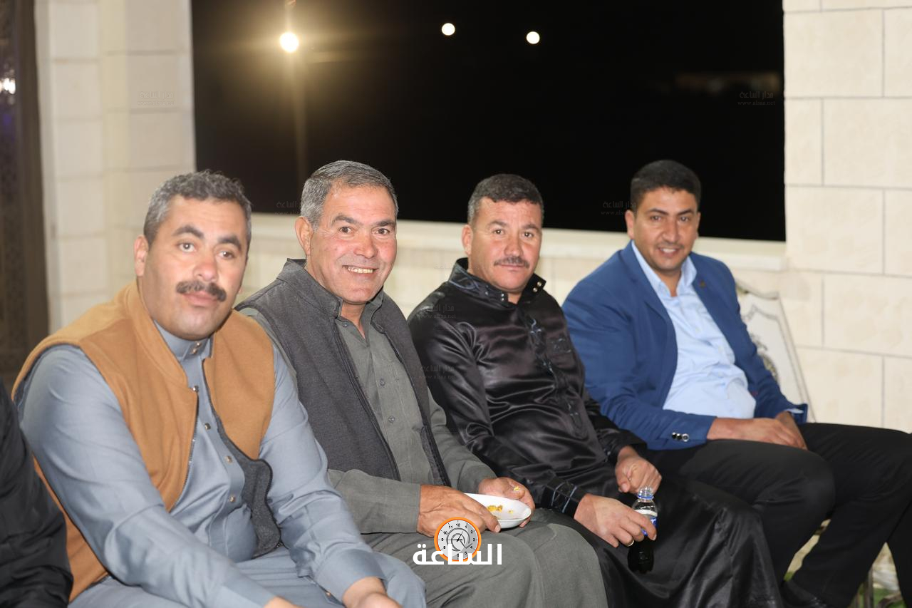 Madar Al-Saa Images 0.5746620082135325