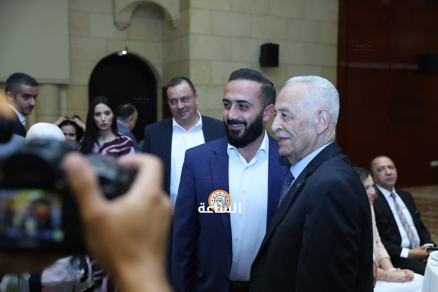 Madar Al-Saa Images 0.4034548698552196