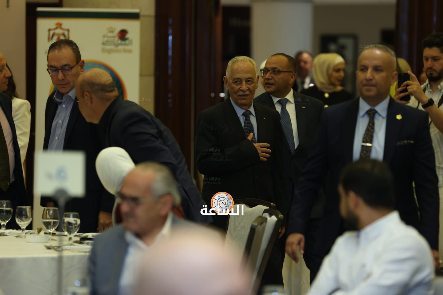 Madar Al-Saa Images 0.7922530824100523