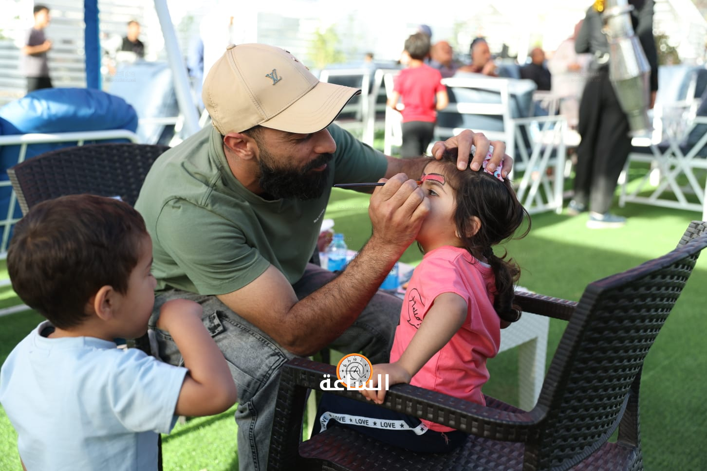 Madar Al-Saa Images 0.5103594543398008