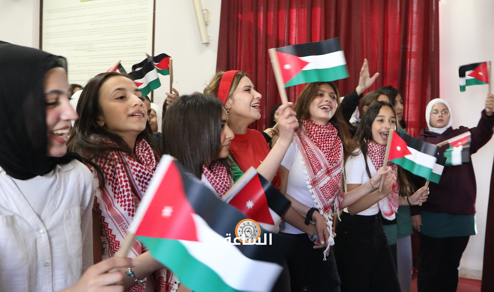 Madar Al-Saa Images 0.6537342785720023