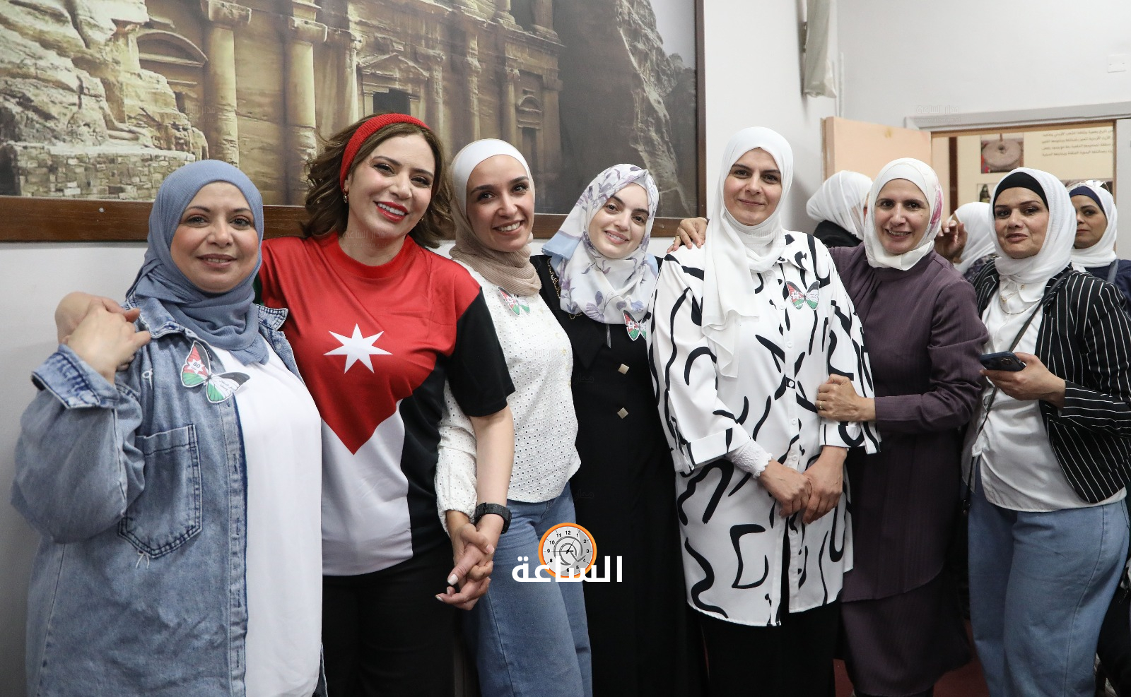 Madar Al-Saa Images 0.5846144053458092