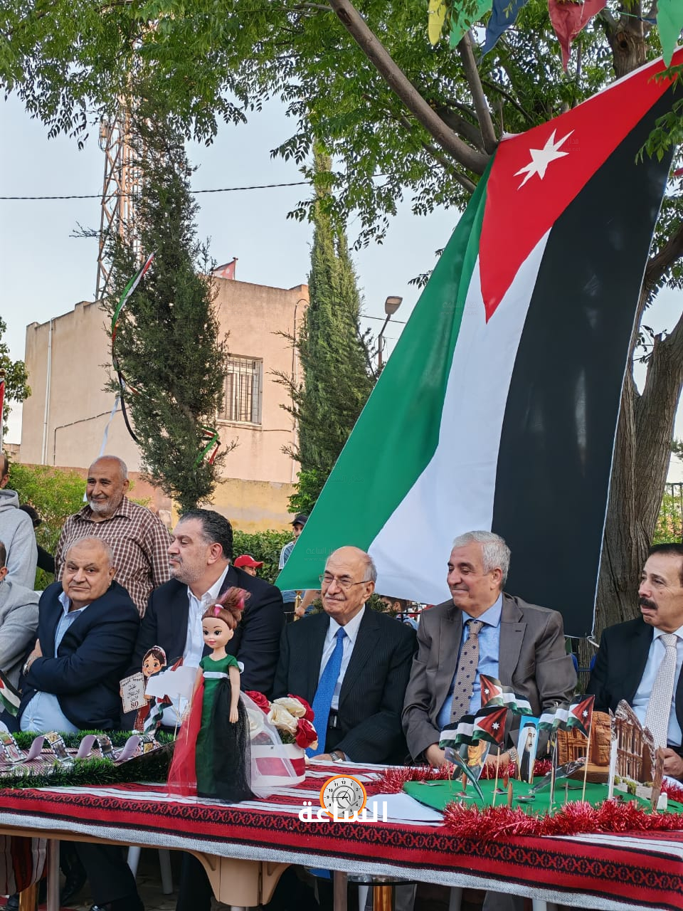 Madar Al-Saa Images 0.8210181655585959