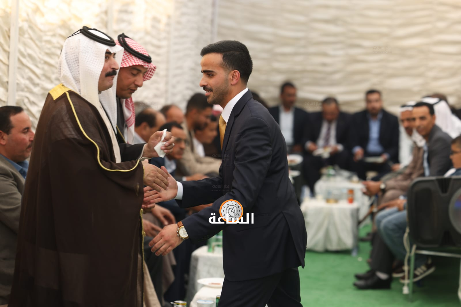 Madar Al-Saa Images 0.007019392832379512