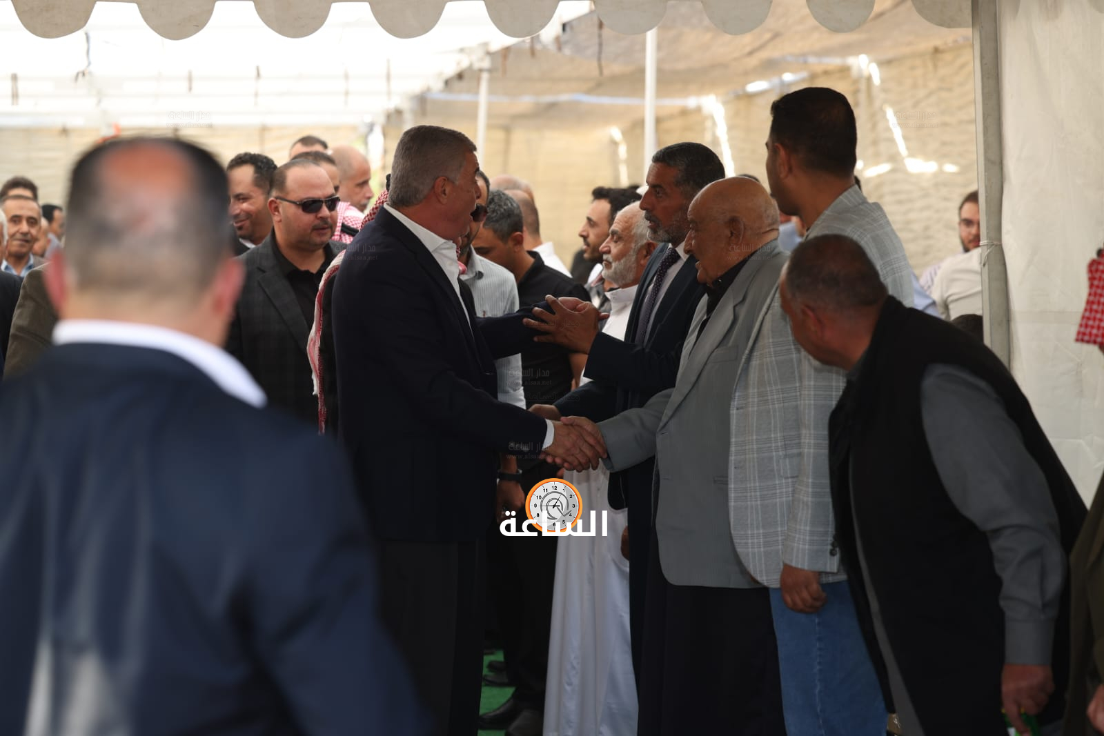 Madar Al-Saa Images 0.9849170686287425