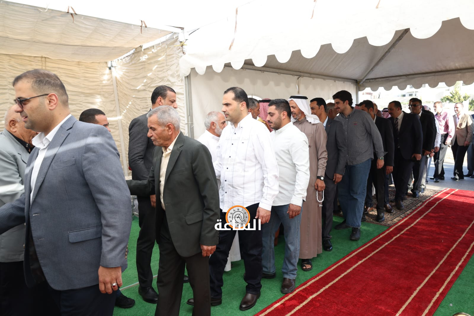 Madar Al-Saa Images 0.8887225023017009