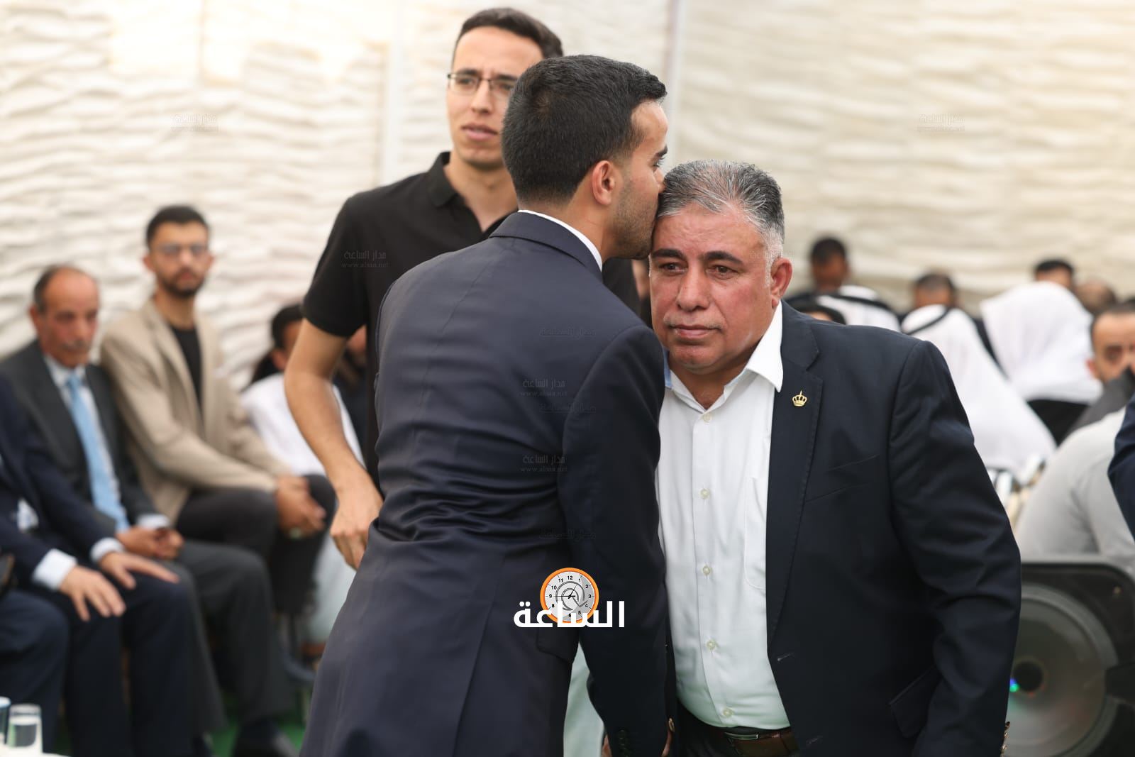 Madar Al-Saa Images 0.8781803596456956