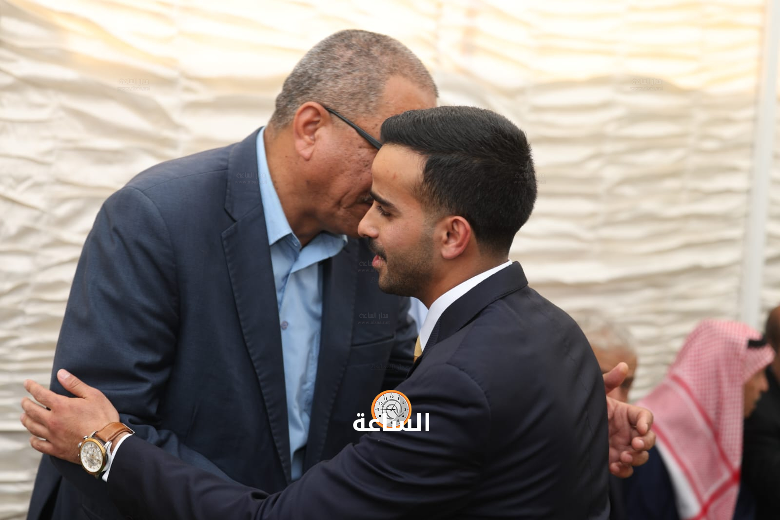 Madar Al-Saa Images 0.02287969275739321