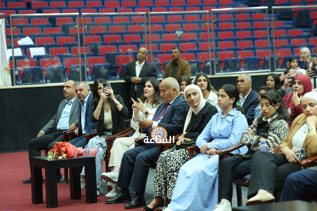 Madar Al-Saa Images 0.011942158344021125