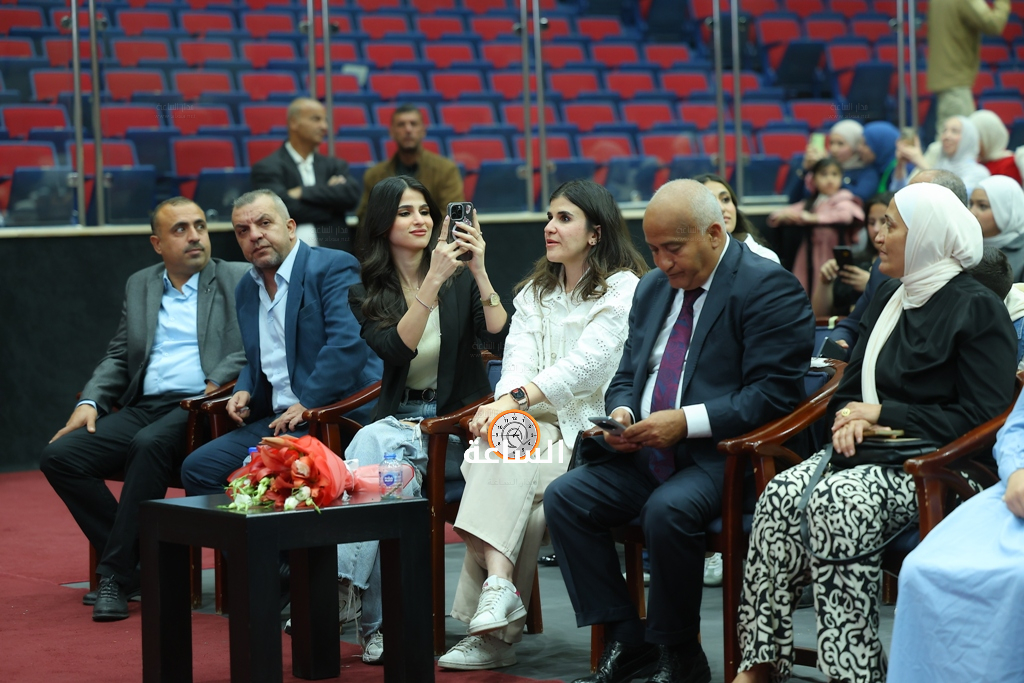 Madar Al-Saa Images 0.3968068051036725