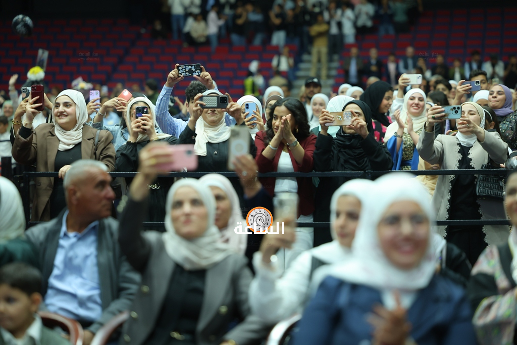 Madar Al-Saa Images 0.41982400358820515