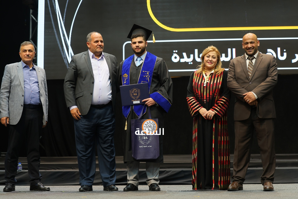 Madar Al-Saa Images 0.14009467756218008