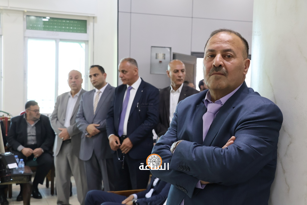 Madar Al-Saa Images 0.7179414174819817