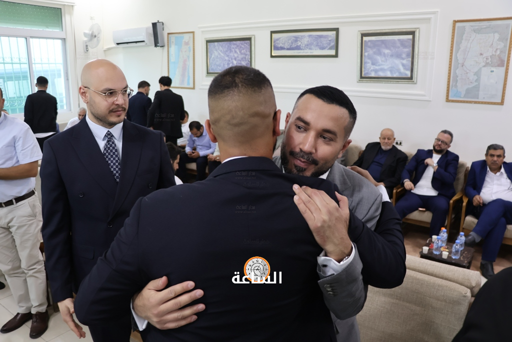 Madar Al-Saa Images 0.3394043477847898