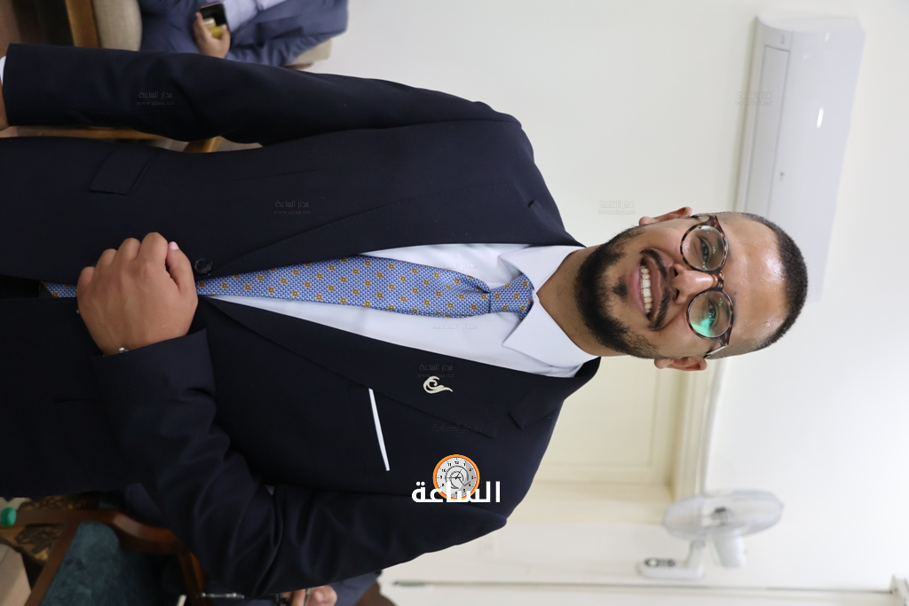 Madar Al-Saa Images 0.44608258086946306