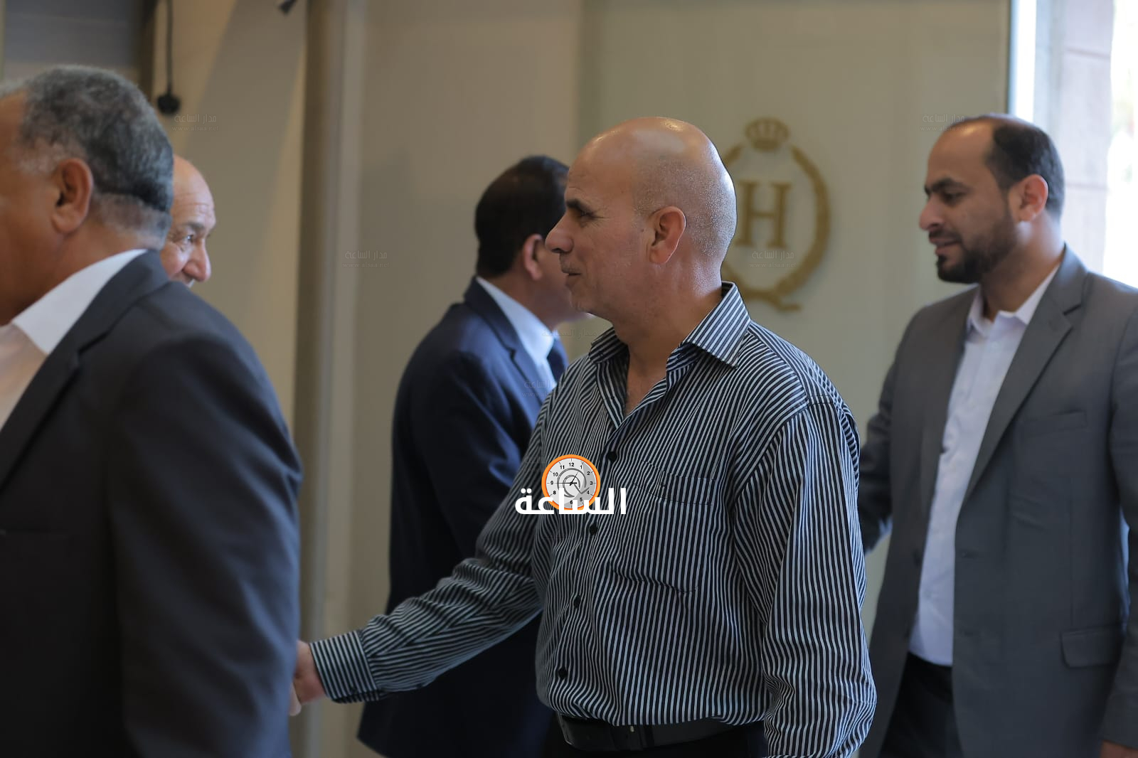 Madar Al-Saa Images 0.0664822852765462