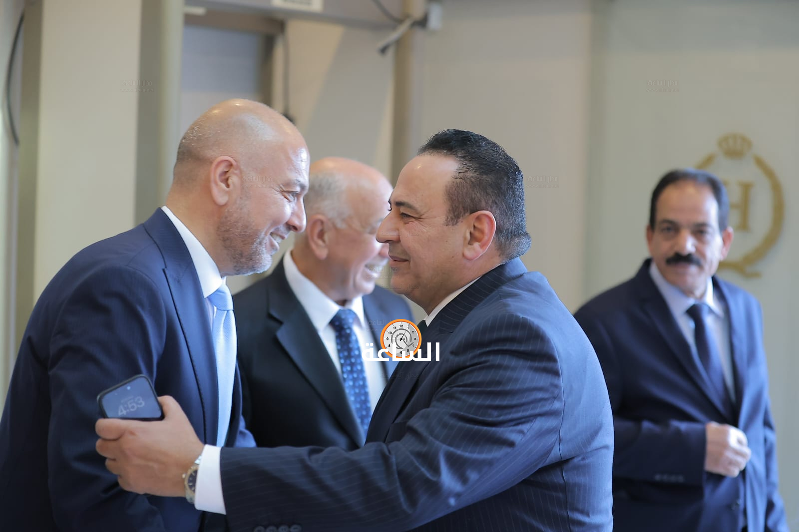 Madar Al-Saa Images 0.3658072062198525