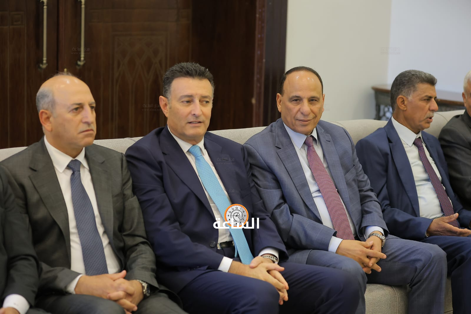 Madar Al-Saa Images 0.35456191203386145