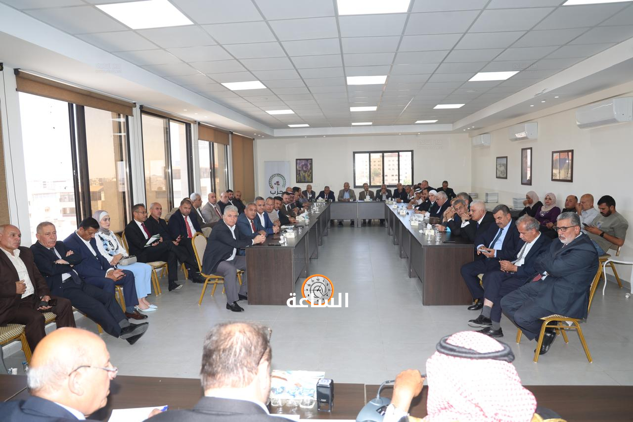 Madar Al-Saa Images 0.8512575860244783