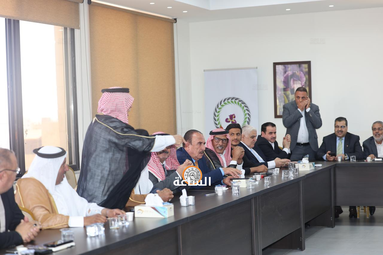 Madar Al-Saa Images 0.5196813204194719