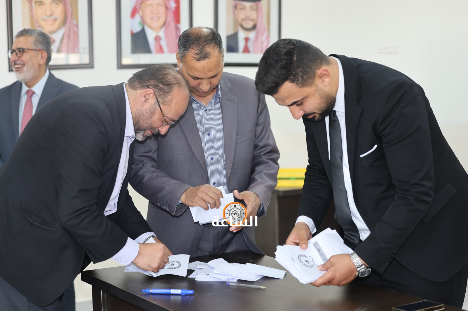Madar Al-Saa Images 0.33606680640957187