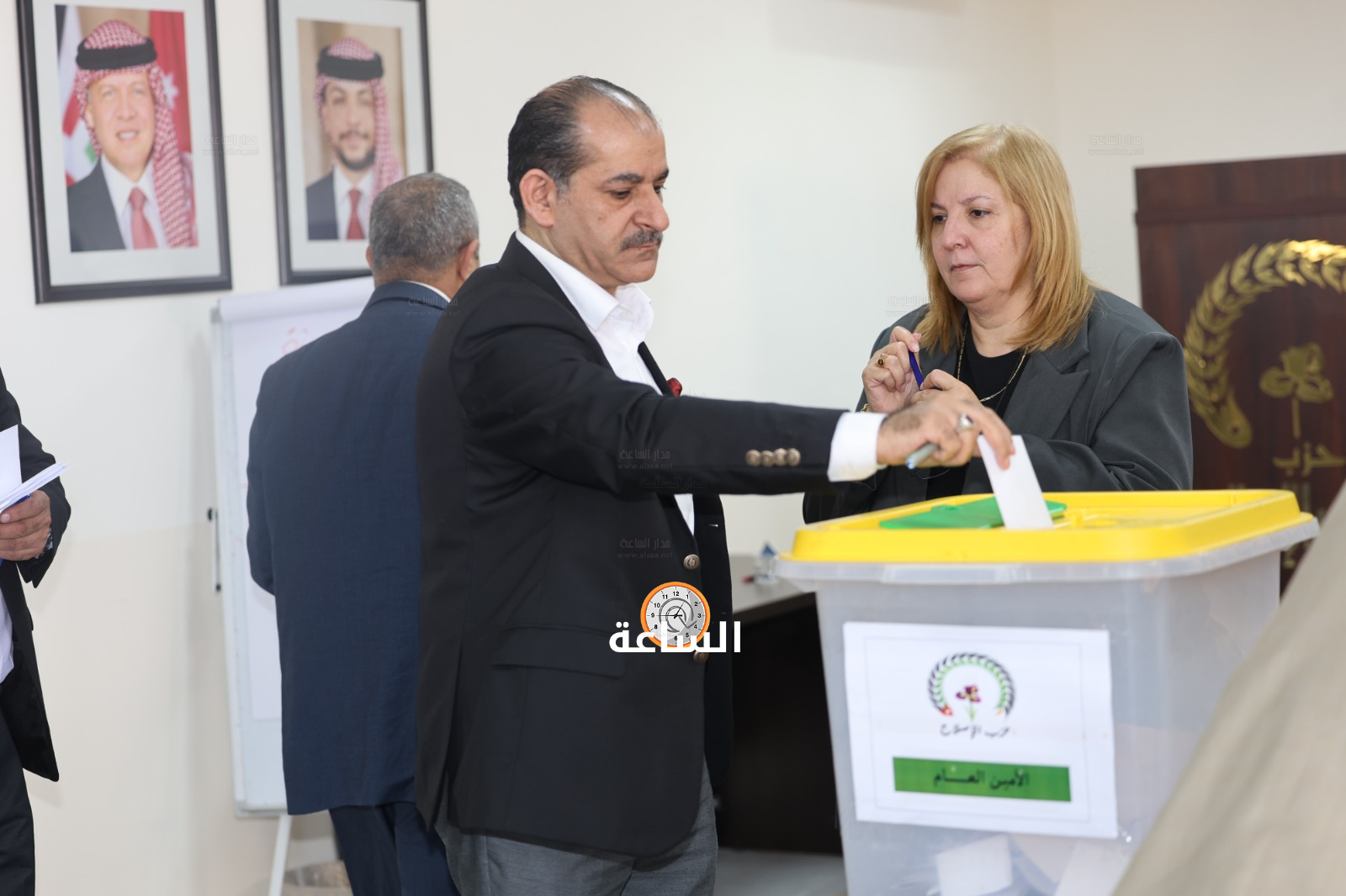 Madar Al-Saa Images 0.6932001084301945