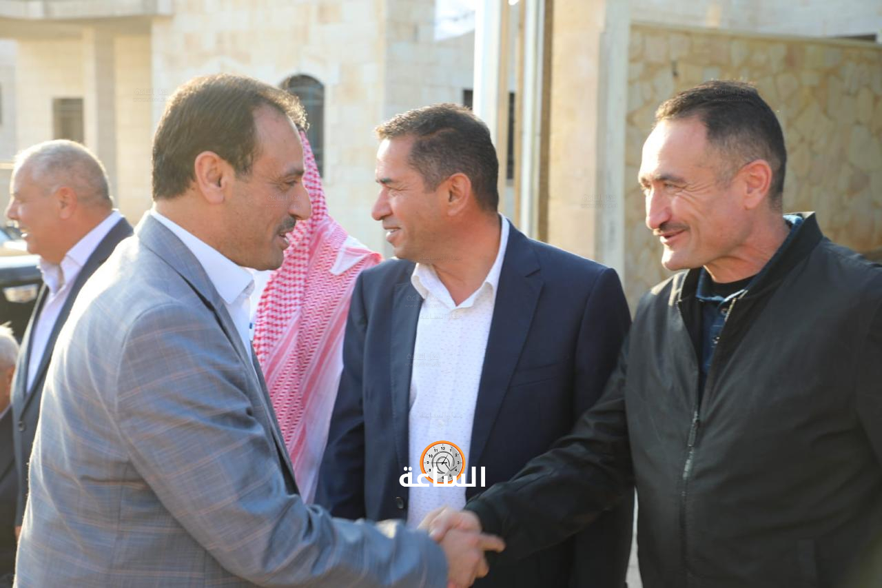 Madar Al-Saa Images 0.7515264507839458