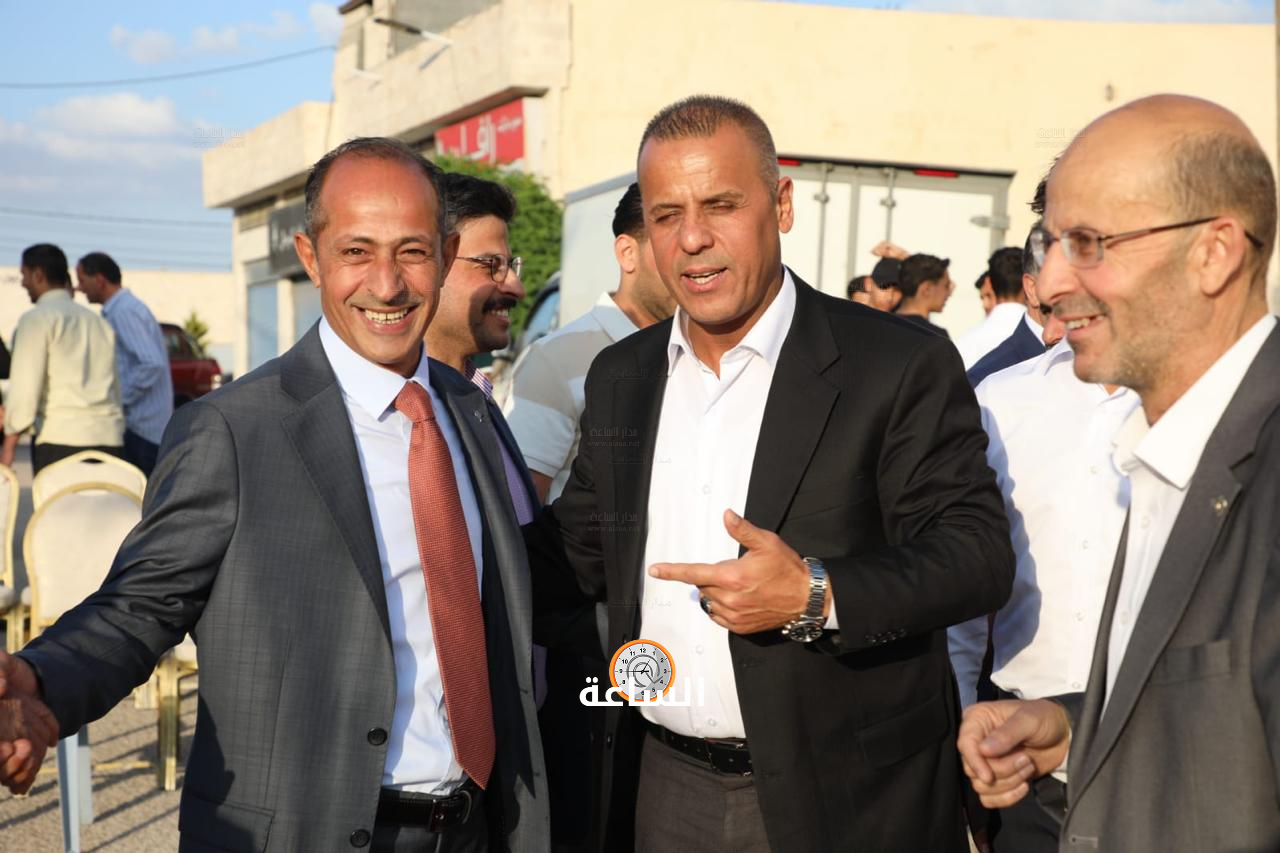 Madar Al-Saa Images 0.6986393460951689