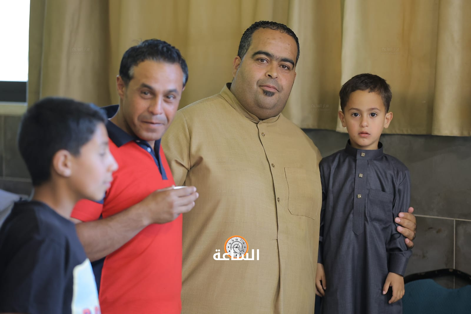 Madar Al-Saa Images 0.5986213356176768