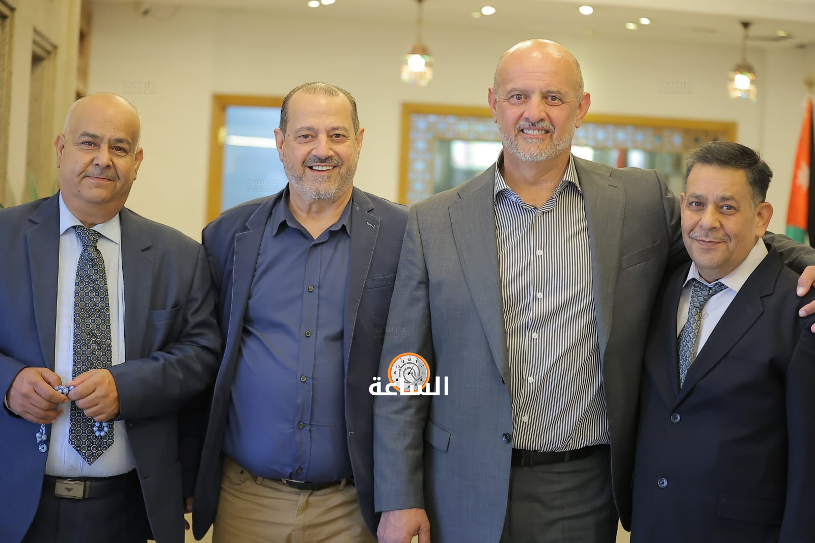 Madar Al-Saa Images 0.3949375726432057