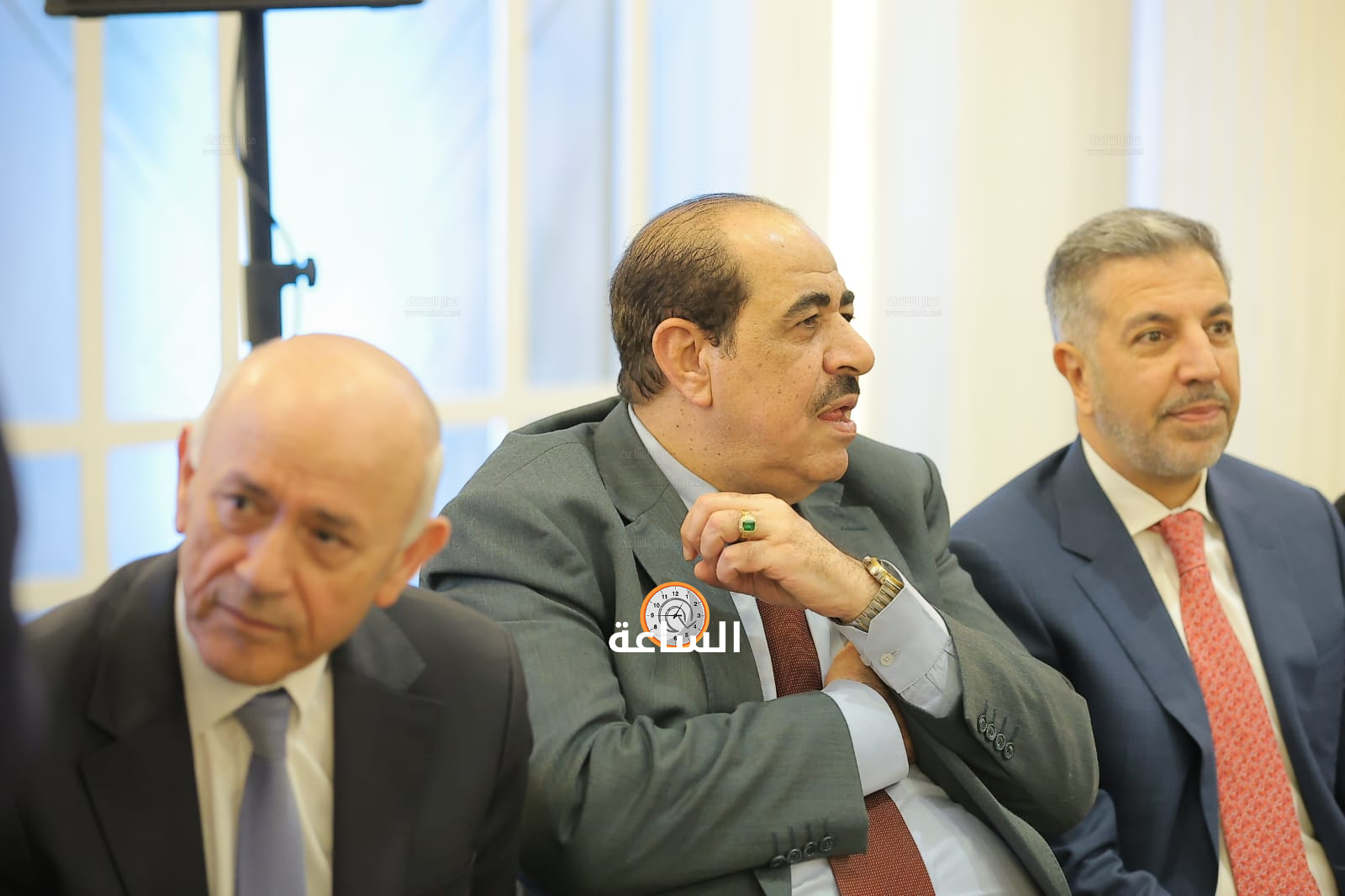 Madar Al-Saa Images 0.5891218568819853
