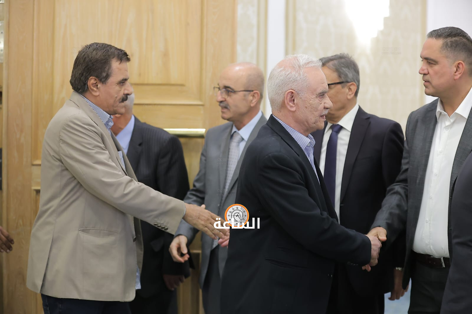 Madar Al-Saa Images 0.8353911425043065