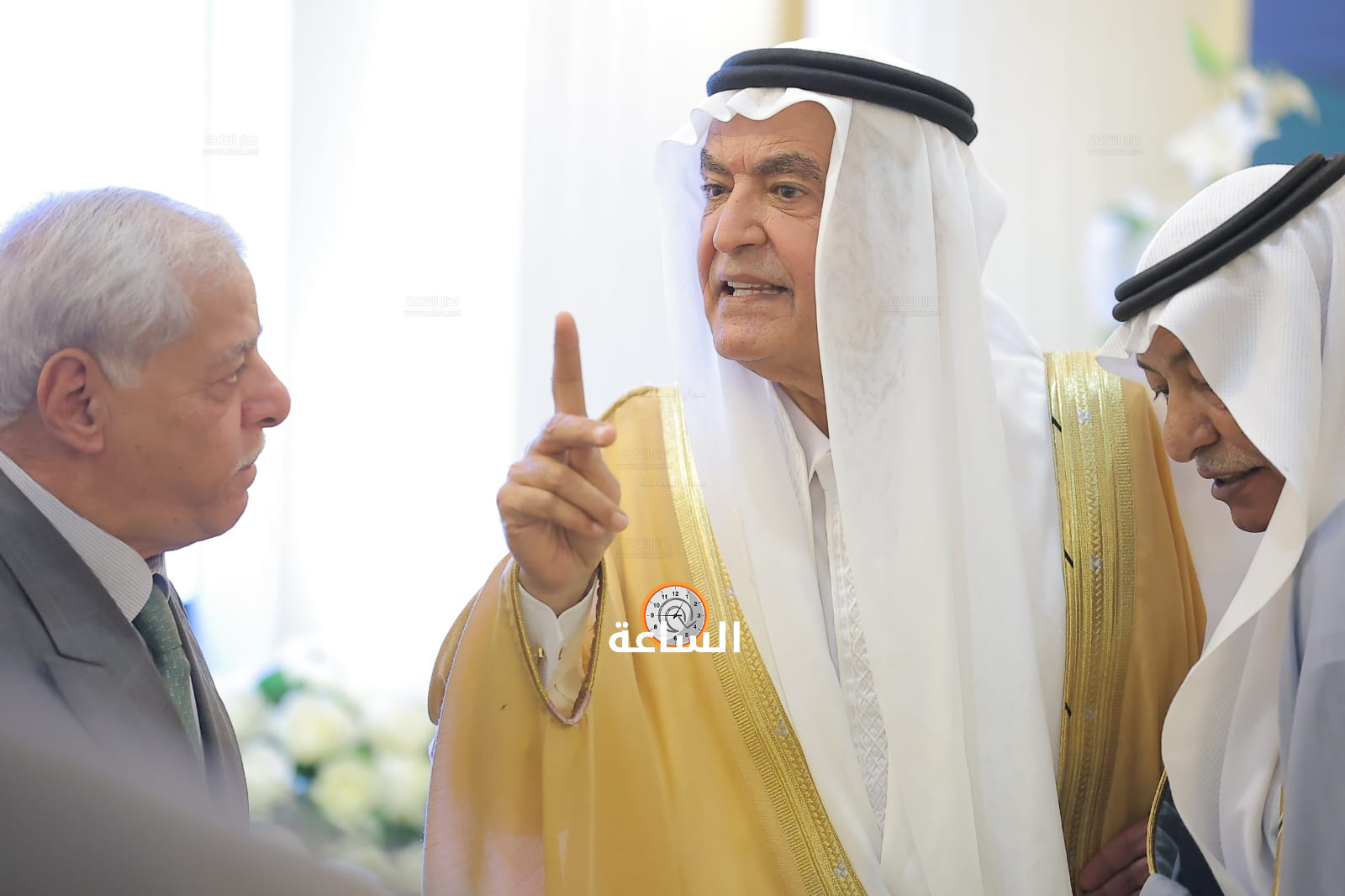 Madar Al-Saa Images 0.048236592900041675
