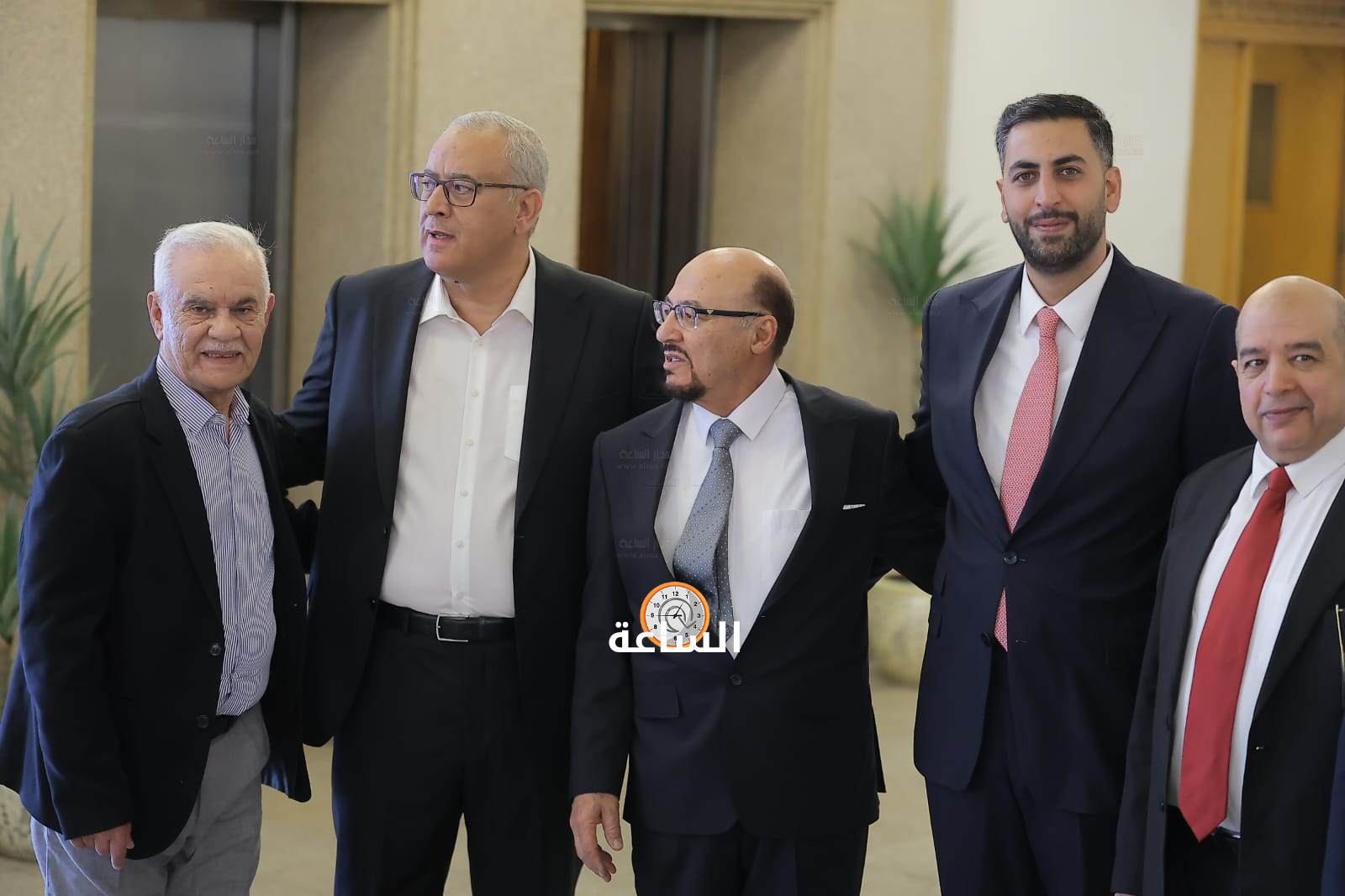Madar Al-Saa Images 0.6494261179705927