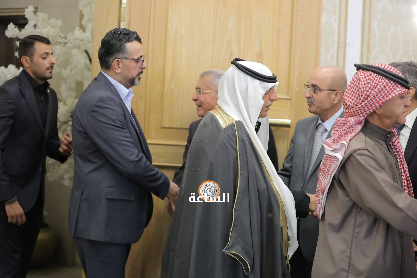 Madar Al-Saa Images 0.7143036845444453