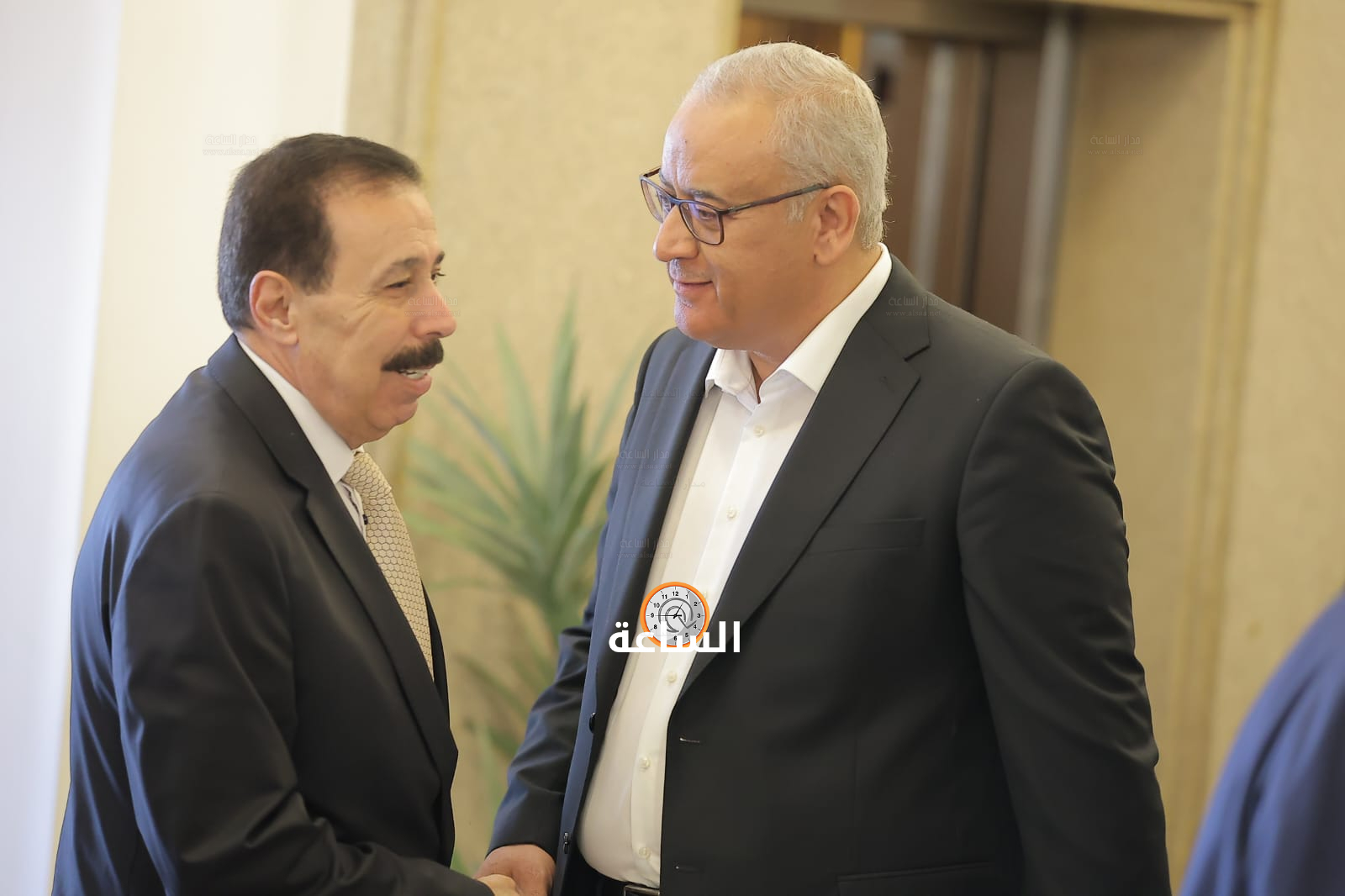 Madar Al-Saa Images 0.5149897875201529