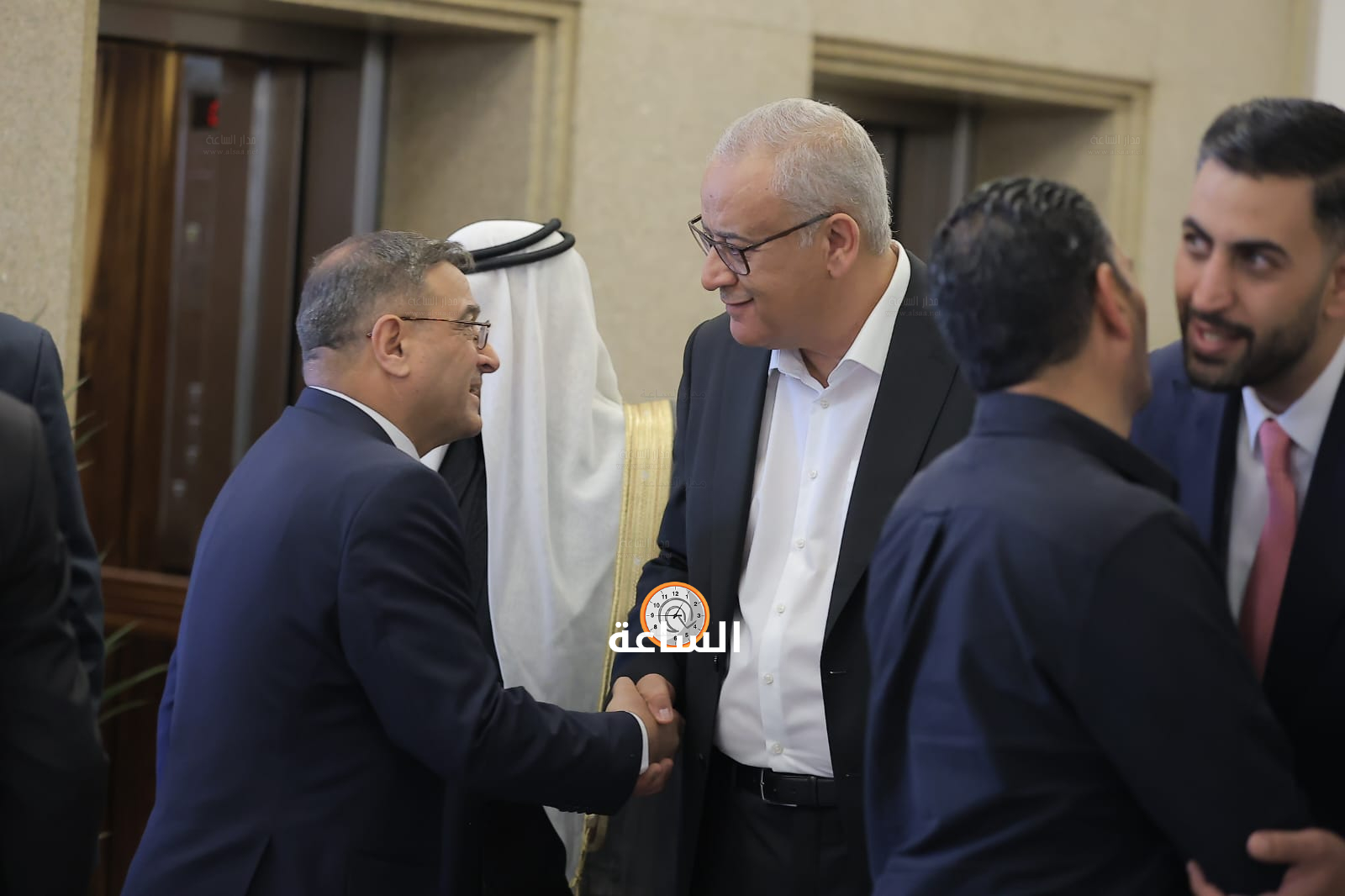 Madar Al-Saa Images 0.36570610991552877