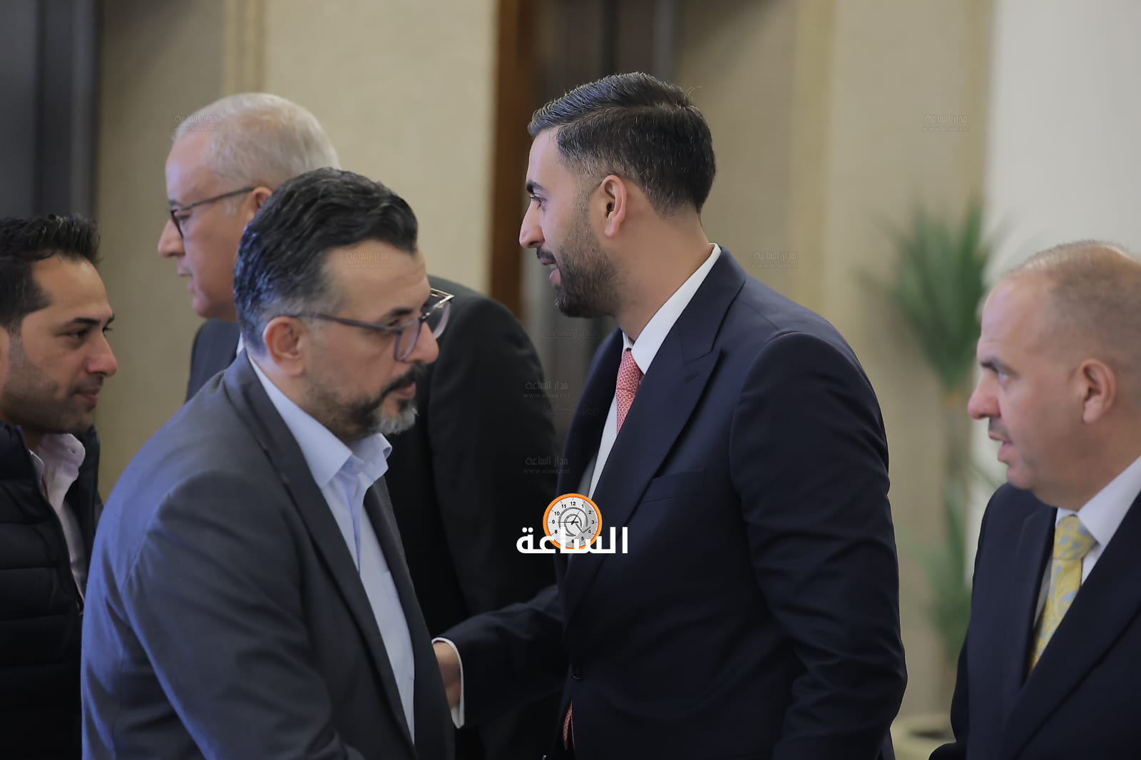 Madar Al-Saa Images 0.9356709767621059