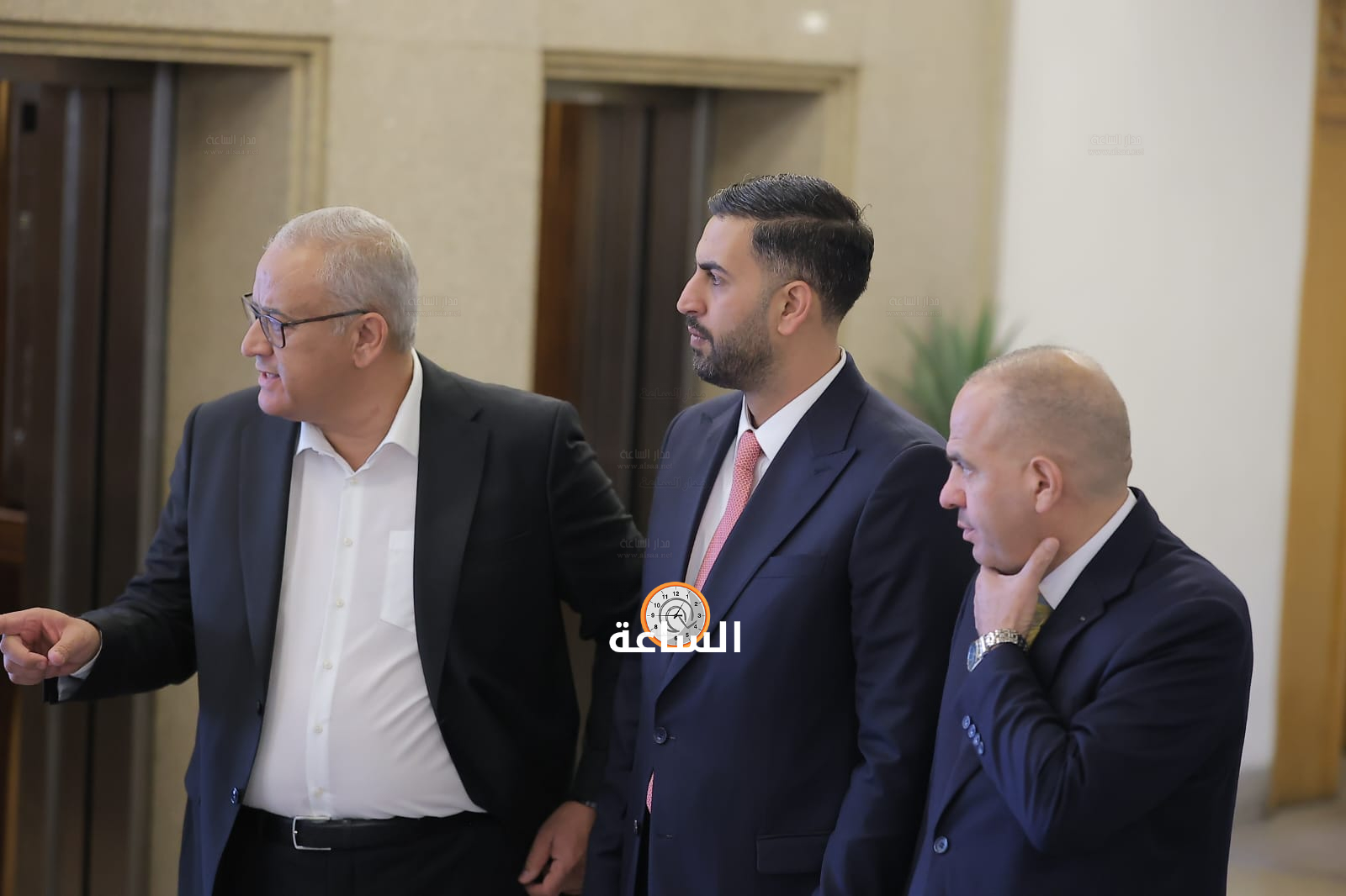 Madar Al-Saa Images 0.3730462703840185