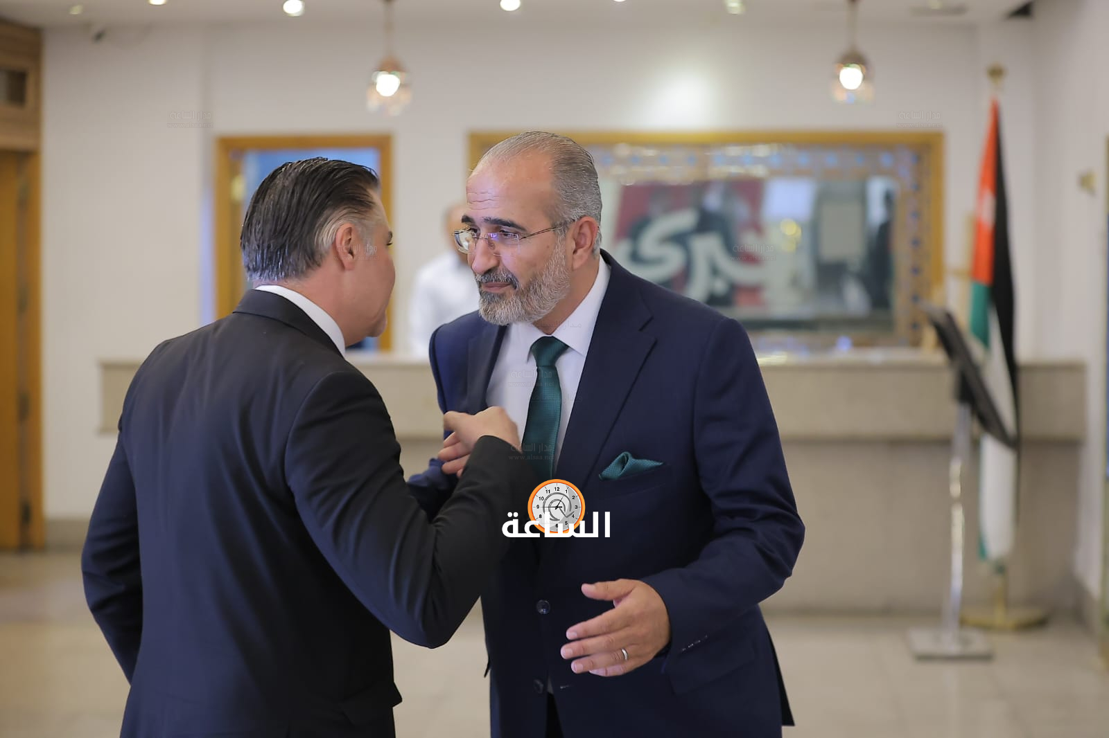 Madar Al-Saa Images 0.73784513155931
