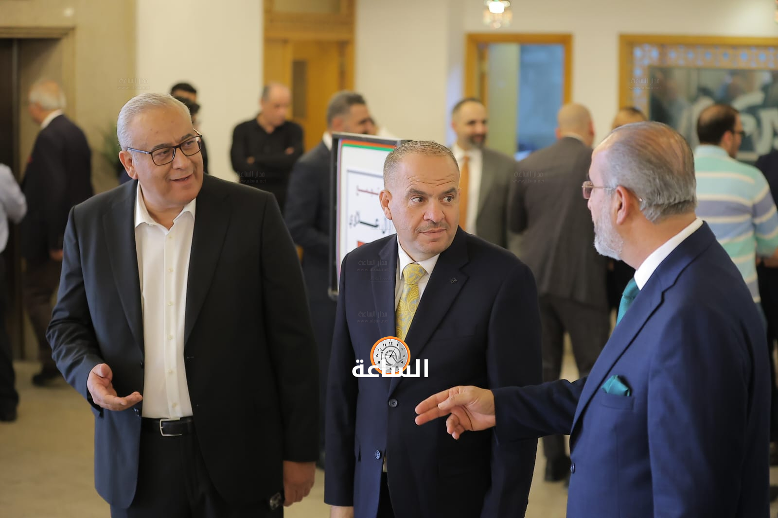Madar Al-Saa Images 0.42101397971027155